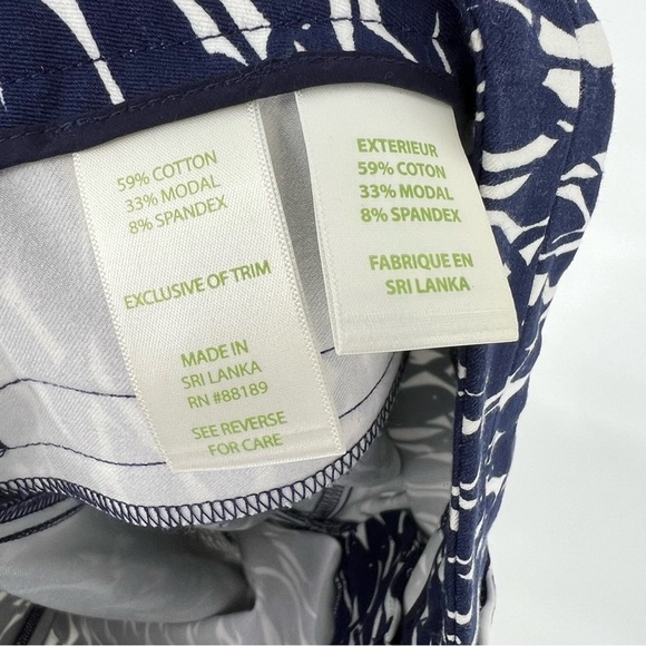 Lilly Pulitzer Navy Capri New School Fish Print Pants - Picture 11 of 14